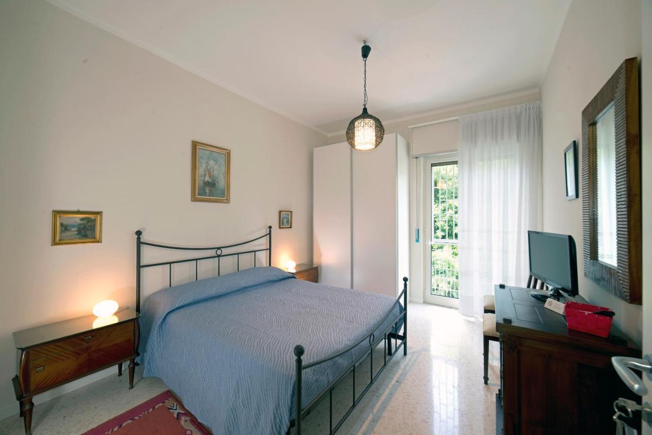 Le Rondini Bed & Breakfast Наполи Екстериор снимка